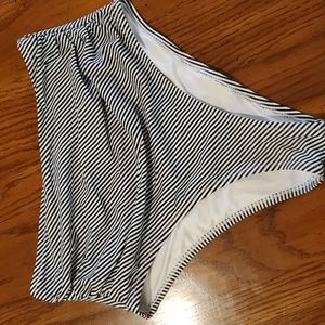 Cupshe Sz M Swim bottoms NWT